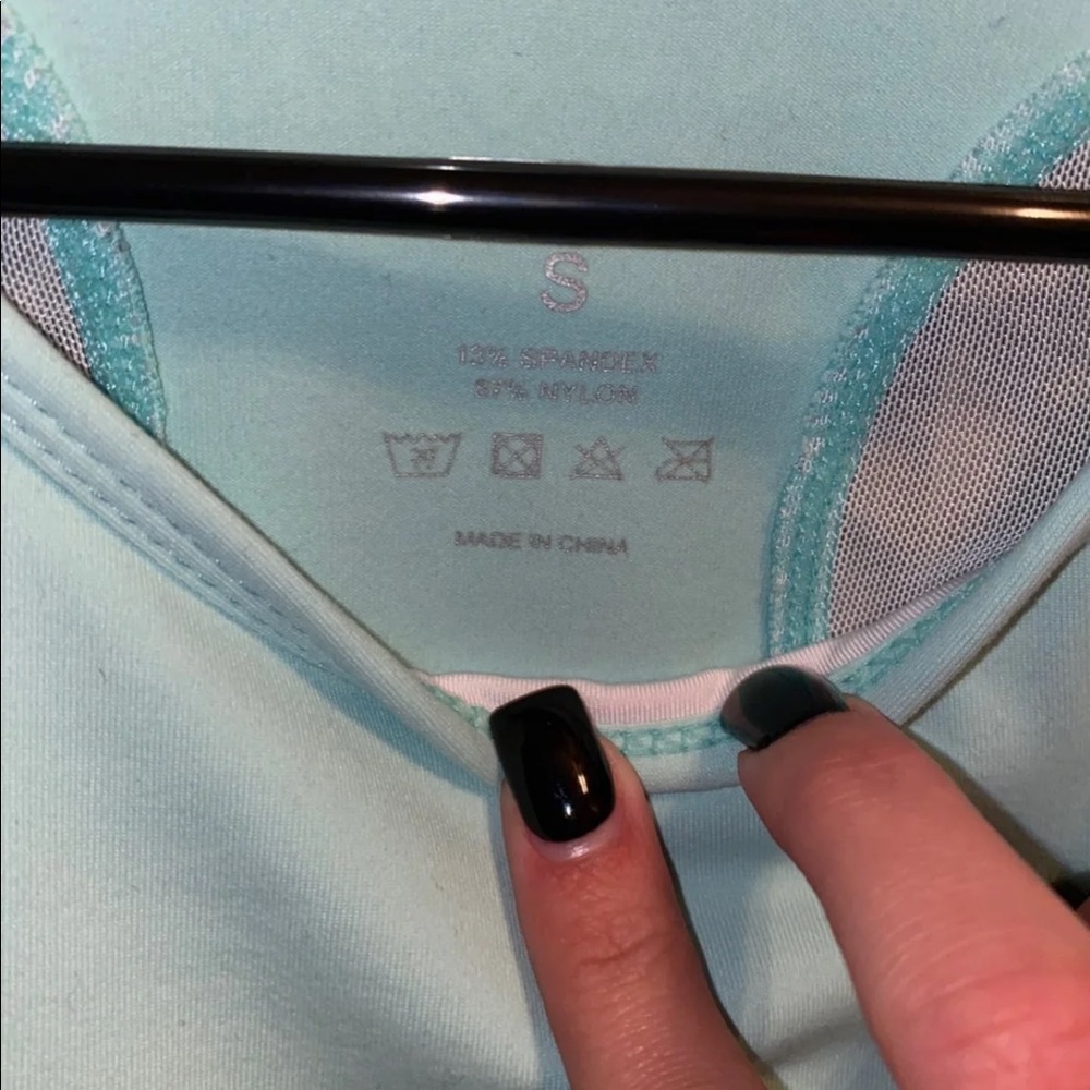 NVGTN sports bra - Picture 3 of 4